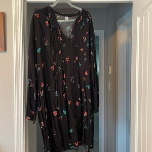 Ladies dress. Size XXL.